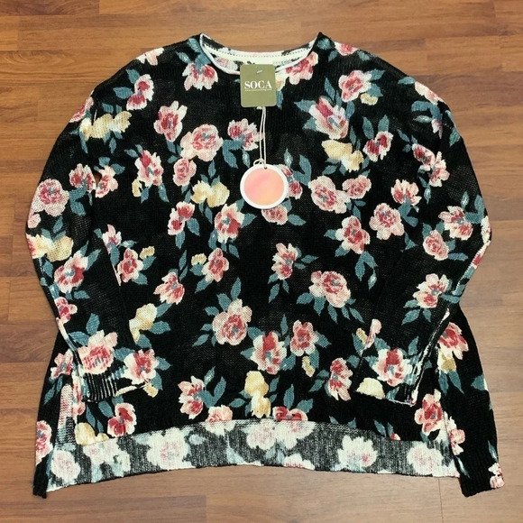 Show me your MuMu Mellow Bonfire Sweater Black Floral Boho Tunic - Picture 2 of 14